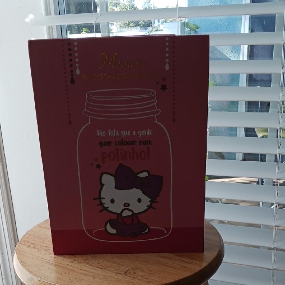 Hello Kitty EYE SHADOW PALETTE